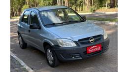 CHEVROLET - CELTA - 2010/2011 - Prata - R$ 26.900,00