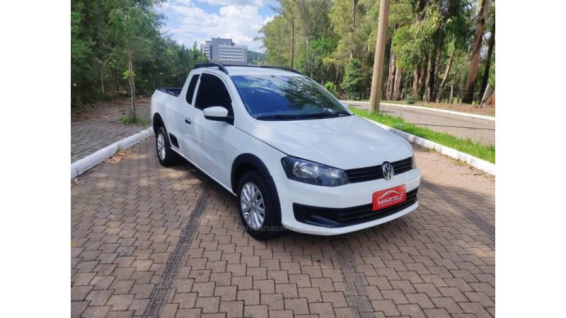 VOLKSWAGEN - SAVEIRO - 2014/2015 - Branca - R$ 49.900,00
