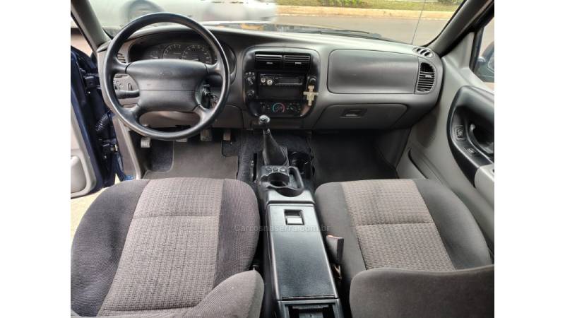 FORD - RANGER - 2000/2001 - Azul - R$ 49.900,00