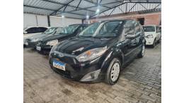 FORD - FIESTA - 2012/2013 - Preta - R$ 35.900,00