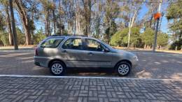 FIAT - PALIO - 2005/2006 - Cinza - R$ 27.900,00
