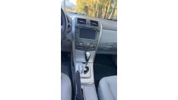 TOYOTA - COROLLA - 2010/2011 - Preta - R$ 63.900,00
