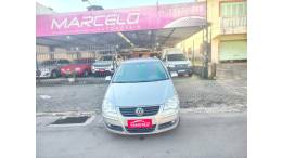 VOLKSWAGEN - POLO SEDAN - 2010/2011 - Prata - R$ 39.900,00