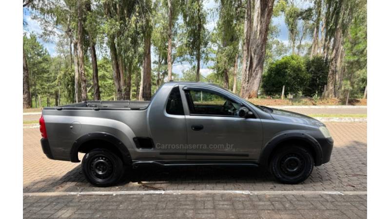 CHEVROLET - MONTANA - 2003/2004 - Cinza - Sob Consulta