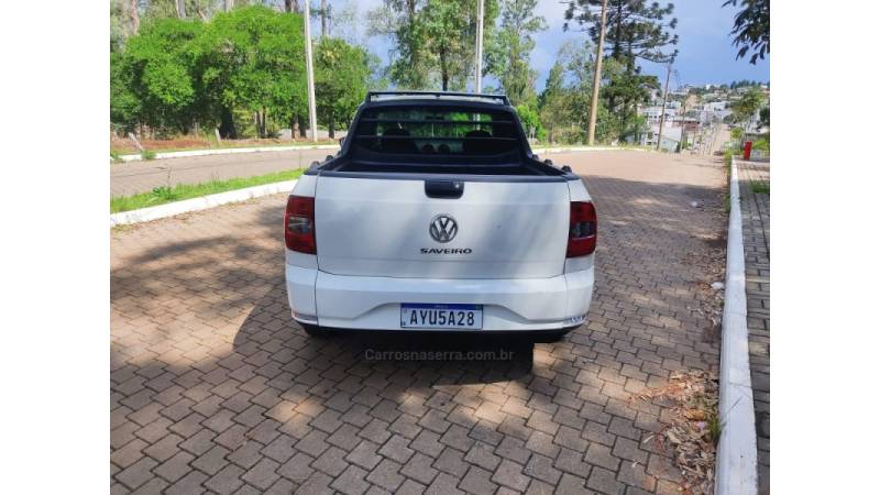 VOLKSWAGEN - SAVEIRO - 2014/2015 - Branca - R$ 49.900,00
