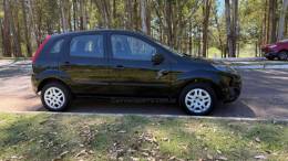 FORD - FIESTA - 2012/2013 - Preta - R$ 35.900,00