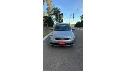 VOLKSWAGEN - VOYAGE - 2013/2013 - Cinza - R$ 38.900,00