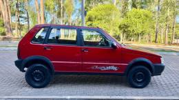 FIAT - UNO - 2012/2013 - Vermelha - R$ 33.900,00