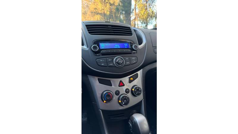 CHEVROLET - TRACKER - 2016/2016 - Cinza - R$ 70.900,00