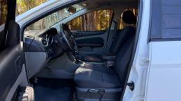 FORD - FOCUS - 2011/2011 - Branca - R$ 41.900,00