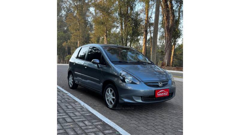HONDA - FIT - 2007/2007 - Cinza - R$ 27.900,00