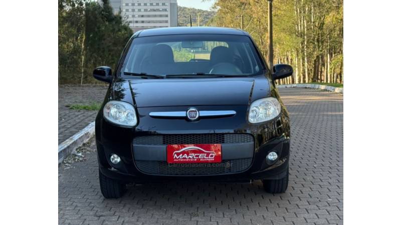 FIAT - PALIO - 2013/2013 - Preta - R$ 37.900,00
