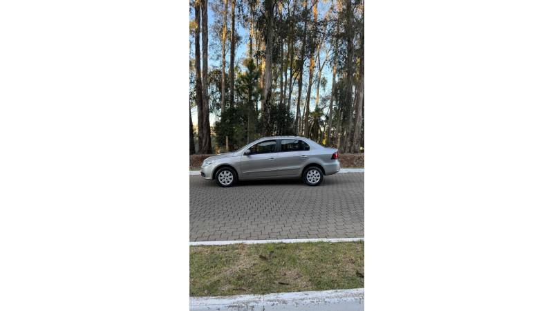 VOLKSWAGEN - VOYAGE - 2013/2013 - Cinza - R$ 38.900,00