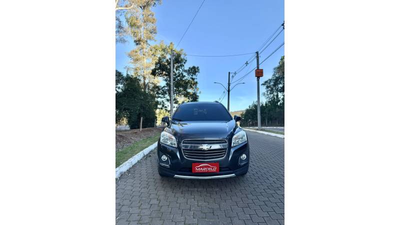 CHEVROLET - TRACKER - 2016/2016 - Cinza - R$ 70.900,00