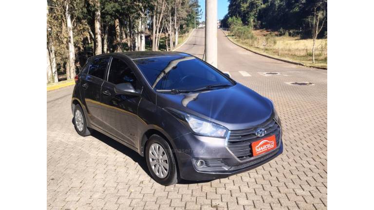 HYUNDAI - HB20 - 2017/2017 - Cinza - R$ 51.900,00