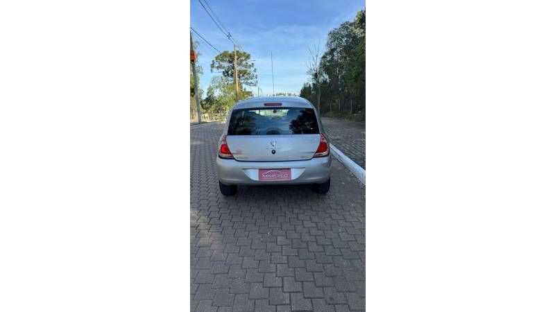 RENAULT - CLIO - 2012/2013 - Prata - R$ 25.900,00
