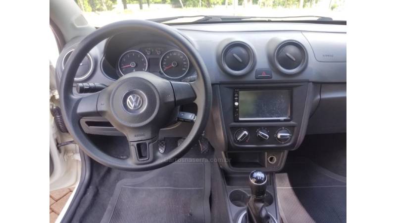 VOLKSWAGEN - SAVEIRO - 2014/2015 - Branca - R$ 49.900,00
