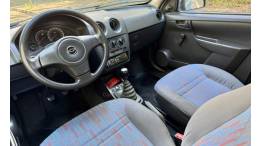 CHEVROLET - CELTA - 2010/2011 - Prata - R$ 26.900,00