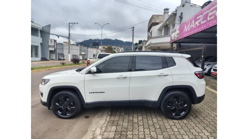 JEEP - COMPASS - 2017/2017 - Branca - R$ 93.900,00