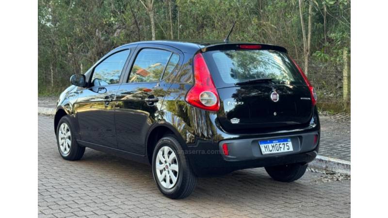 FIAT - PALIO - 2013/2013 - Preta - R$ 37.900,00