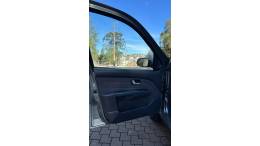 FIAT - PALIO - 2005/2006 - Cinza - R$ 27.900,00