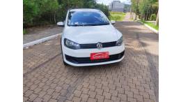 VOLKSWAGEN - SAVEIRO - 2014/2015 - Branca - R$ 49.900,00