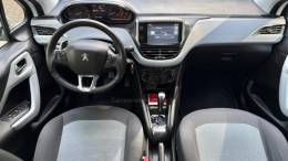 PEUGEOT - 208 - 2014/2015 - Branca - R$ 45.000,00