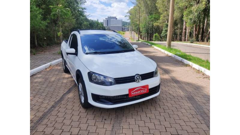 VOLKSWAGEN - SAVEIRO - 2014/2015 - Branca - R$ 49.900,00