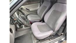 CHEVROLET - CELTA - 2001/2001 - Preta - R$ 16.000,00
