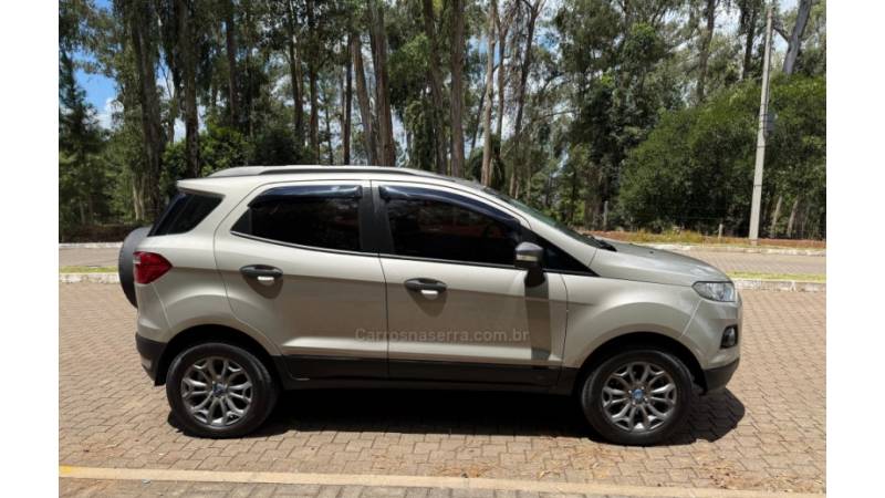 FORD - ECOSPORT - 2014/2015 - Dourada - Sob Consulta