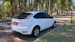 FORD - FOCUS - 2011/2011 - Branca - R$ 41.900,00