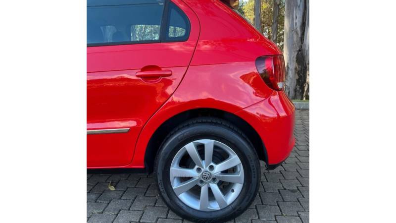 VOLKSWAGEN - GOL - 2013/2014 - Vermelha - R$ 45.900,00