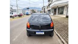 CHEVROLET - CELTA - 2001/2001 - Preta - R$ 16.000,00