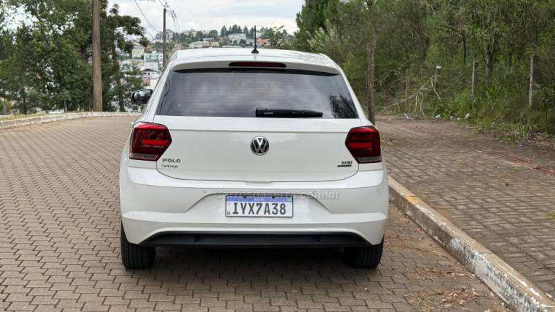 VOLKSWAGEN - POLO - 2018/2019 - Branca - Sob Consulta