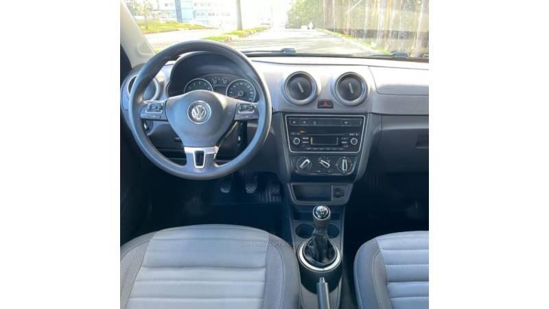 VOLKSWAGEN - GOL - 2013/2014 - Vermelha - R$ 45.900,00