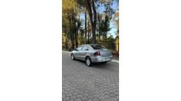 VOLKSWAGEN - VOYAGE - 2013/2013 - Cinza - R$ 38.900,00